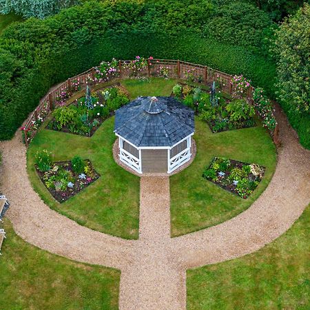 Hotel Hartsfield Manor Dorking Exterior foto