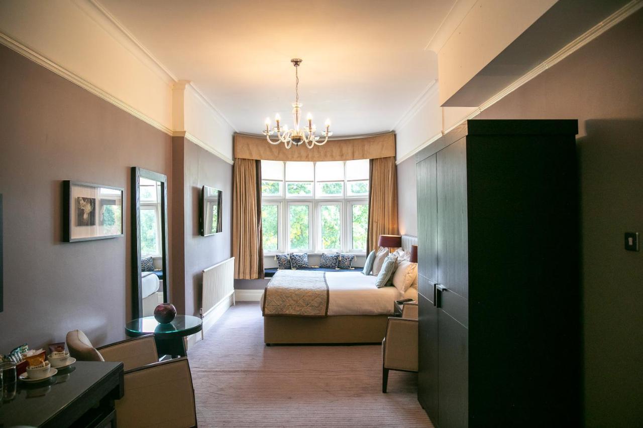 Hotel Hartsfield Manor Dorking Exterior foto