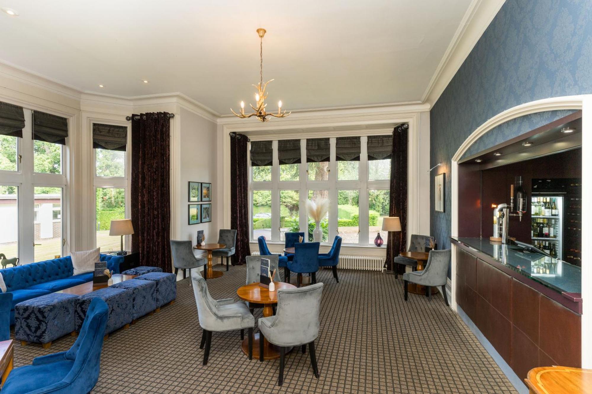 Hotel Hartsfield Manor Dorking Exterior foto