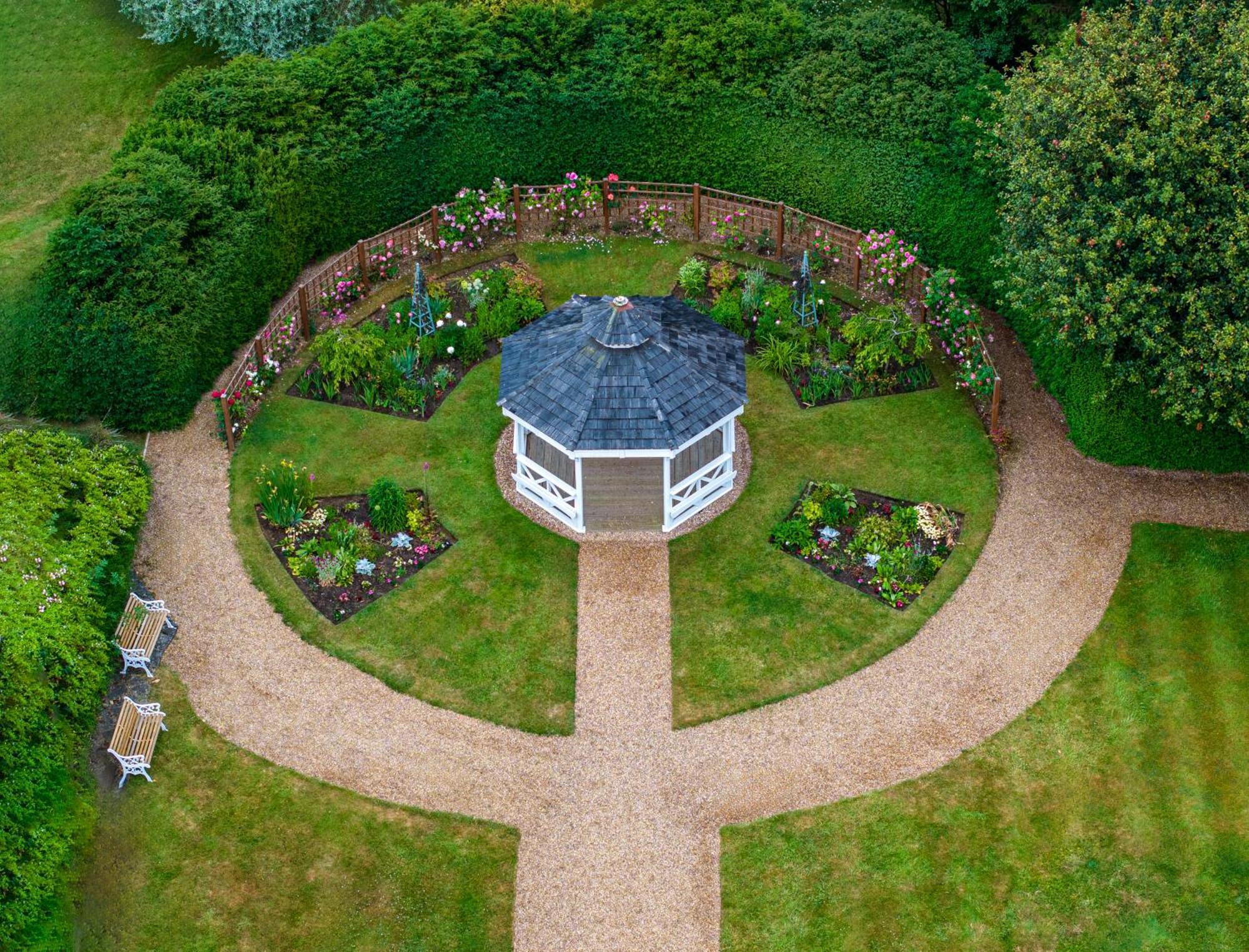 Hotel Hartsfield Manor Dorking Exterior foto