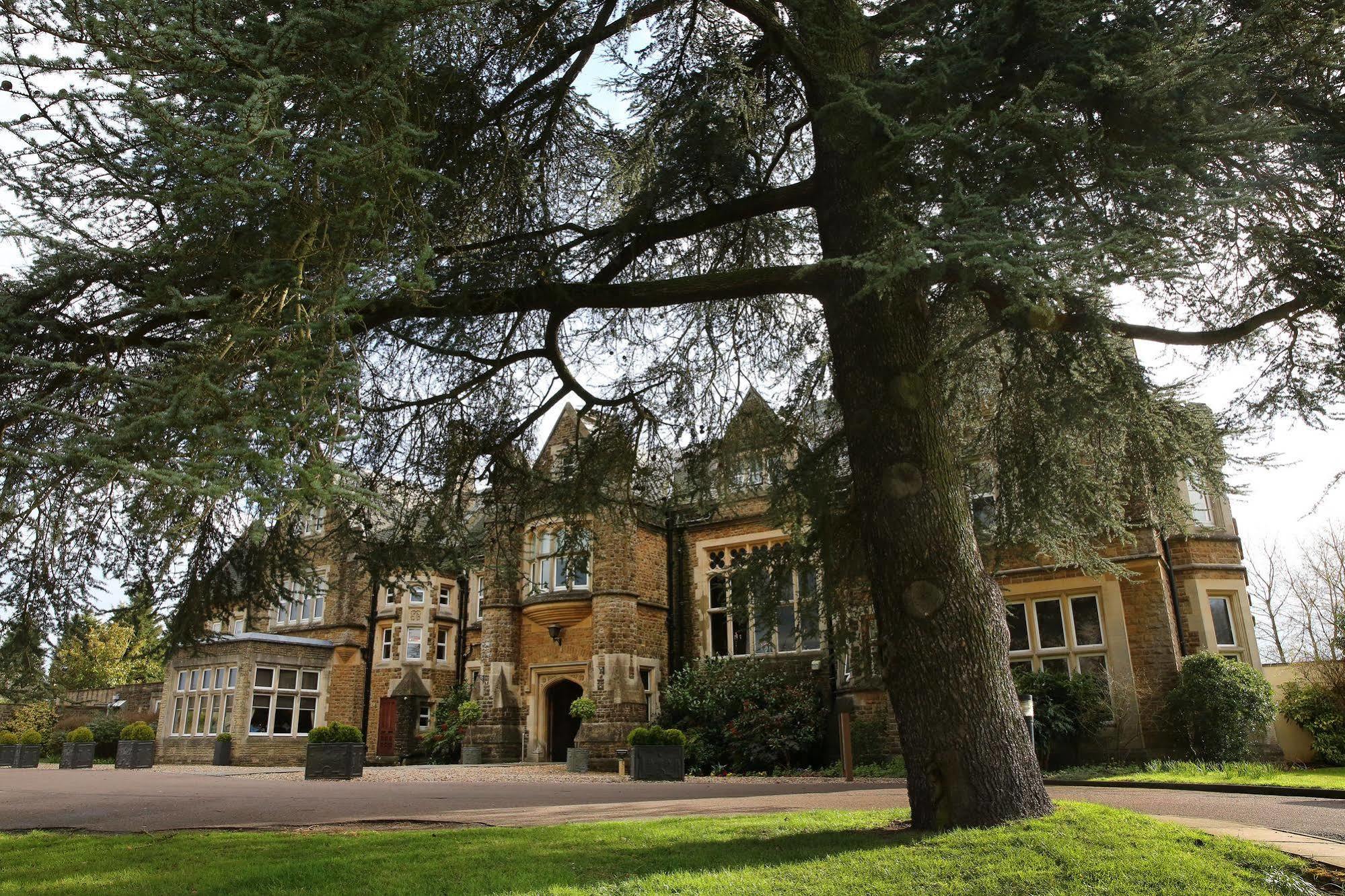 Hotel Hartsfield Manor Dorking Exterior foto