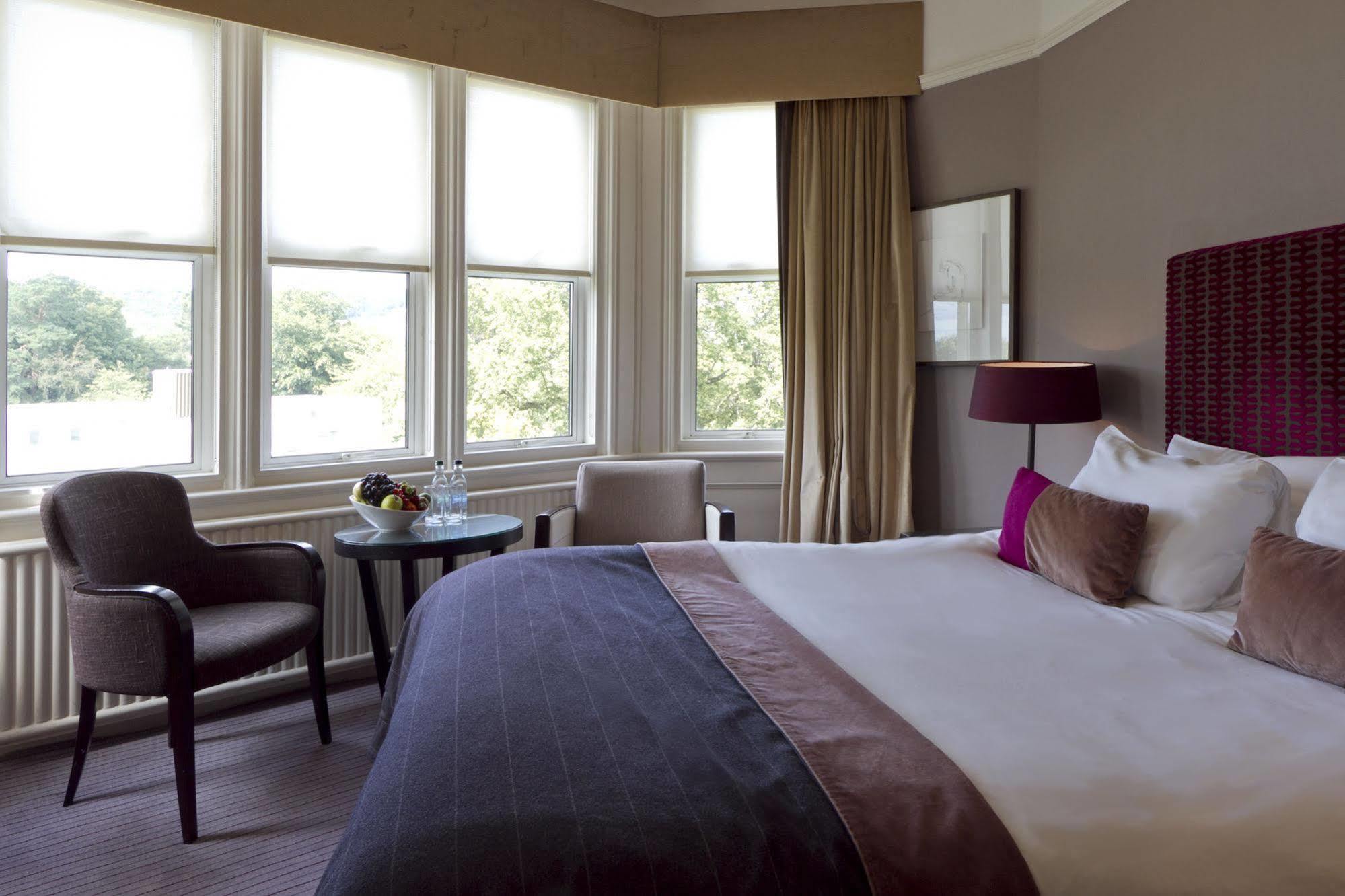 Hotel Hartsfield Manor Dorking Exterior foto