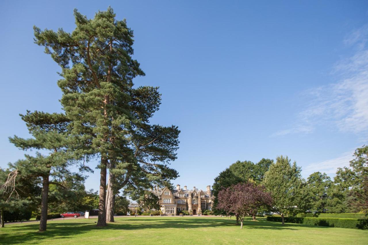 Hotel Hartsfield Manor Dorking Exterior foto